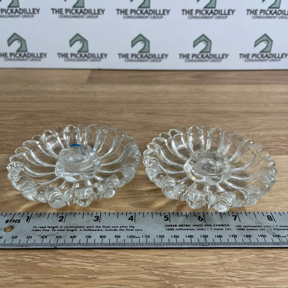 Unbranded vintage clear